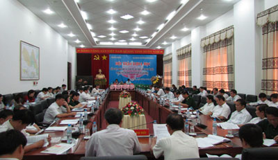 ການເຄື່ອນໄຫວລະນຶກ 122 ປີ ແຫ່ງວັນຄ້າຍວັນເກີດປະທານໂຮ່ຈິມີນ